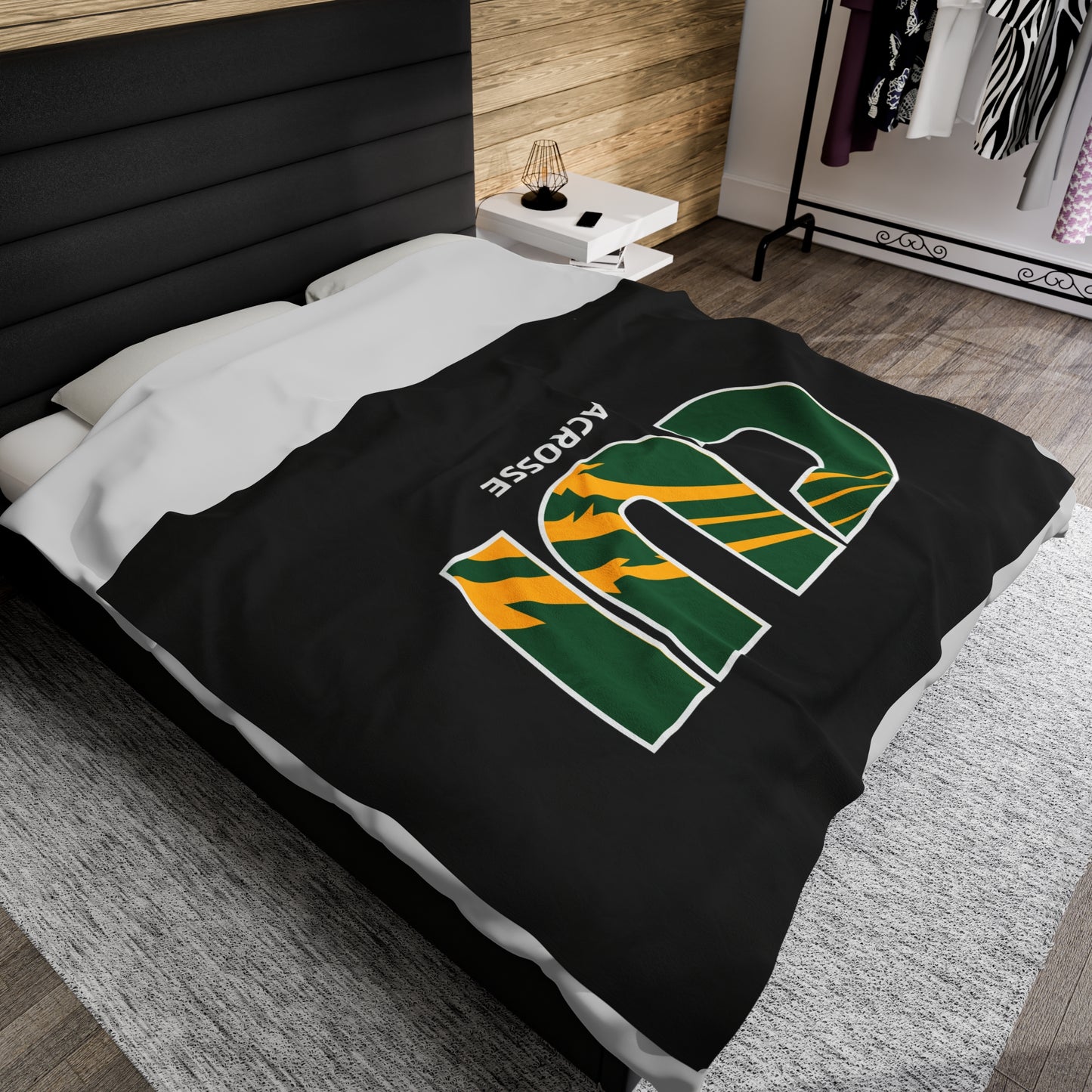 CUI LAX Velveteen Plush Blanket