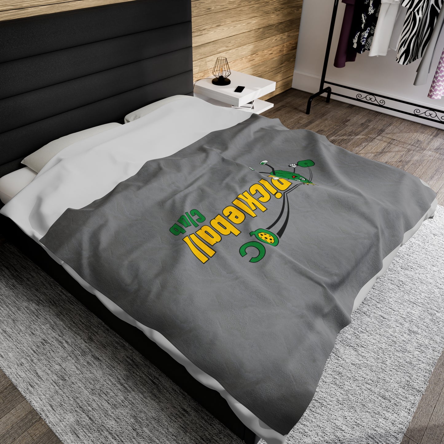 QC Pickleball Velveteen Plush Blanket (60" x 80")