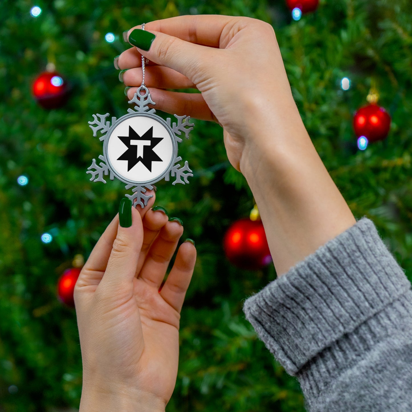 Thump Lacrosse Pewter Snowflake Ornament
