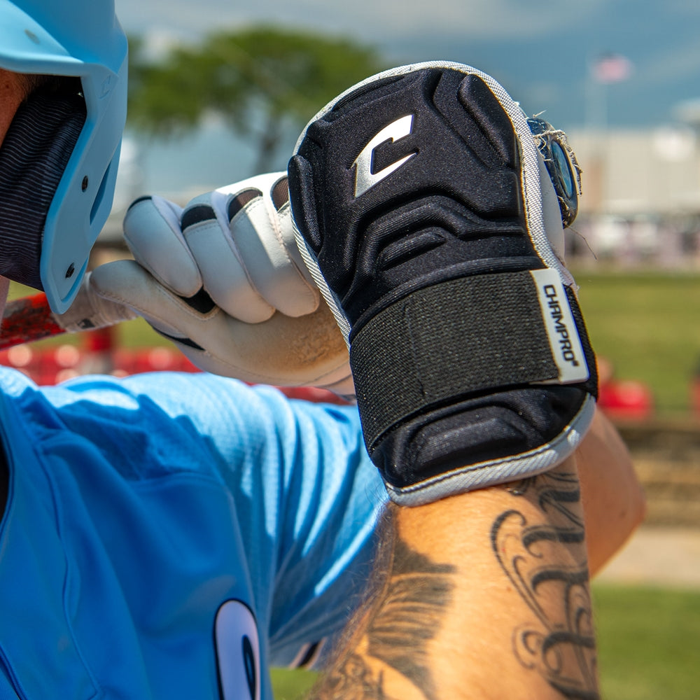 BATTER'S PROTECIVE HAND GUARD