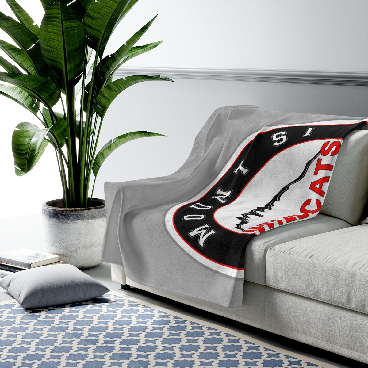 Mount Si Lacrosse Velveteen Plush Blanket