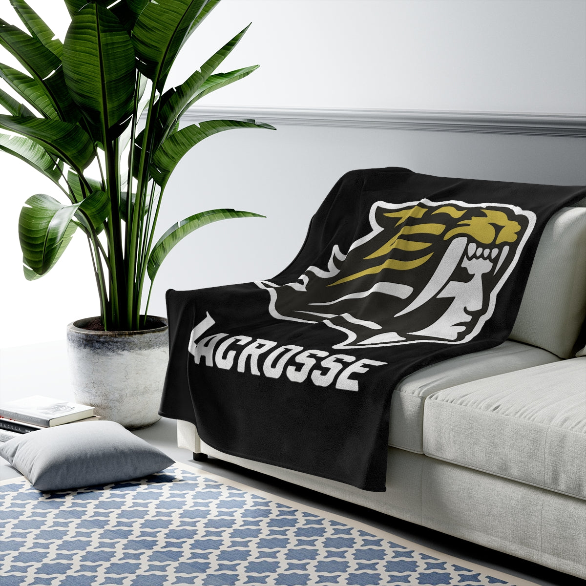 Kuna Lacrosse Velveteen Plush Blanket