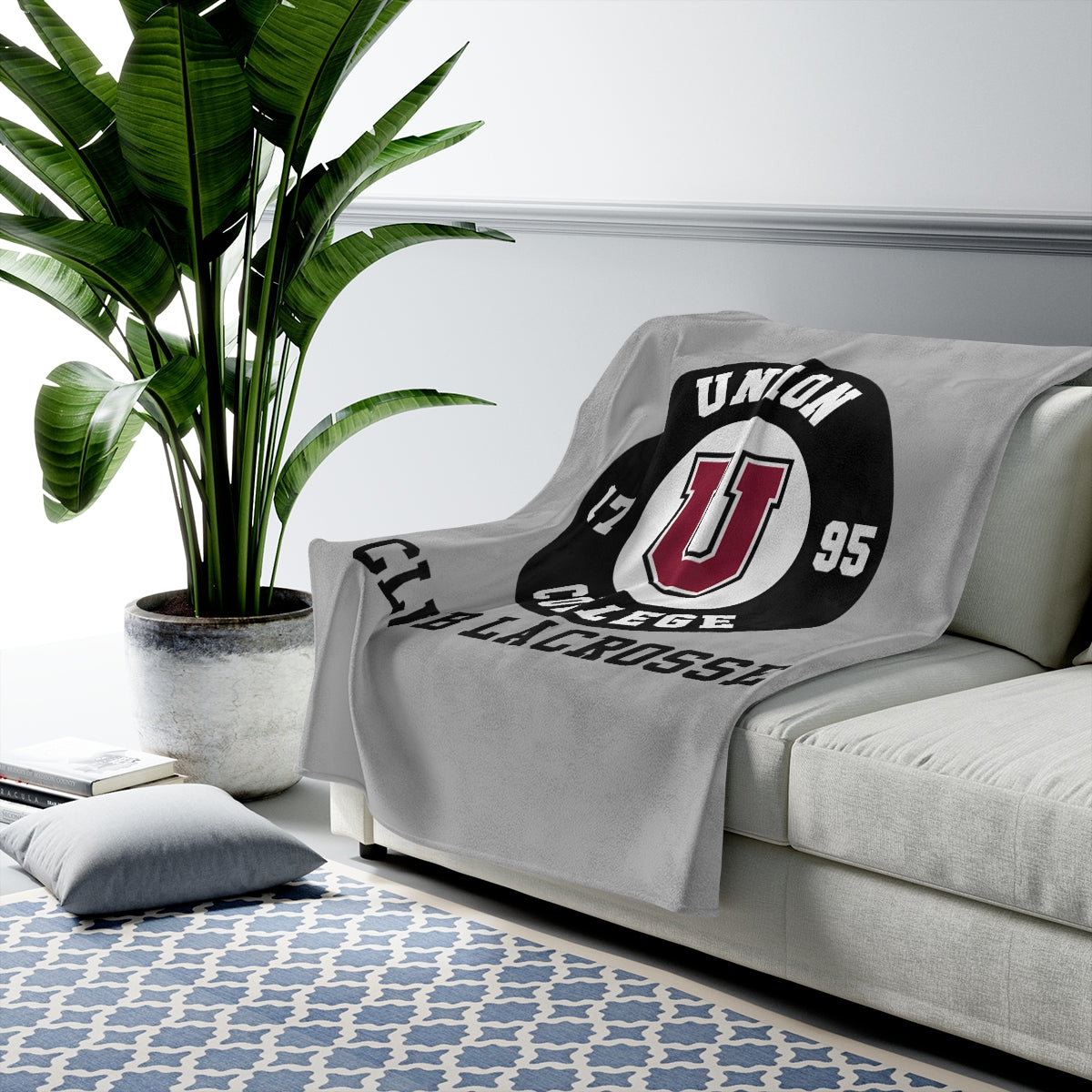 Union Club Lacrosse Velveteen Plush Blanket